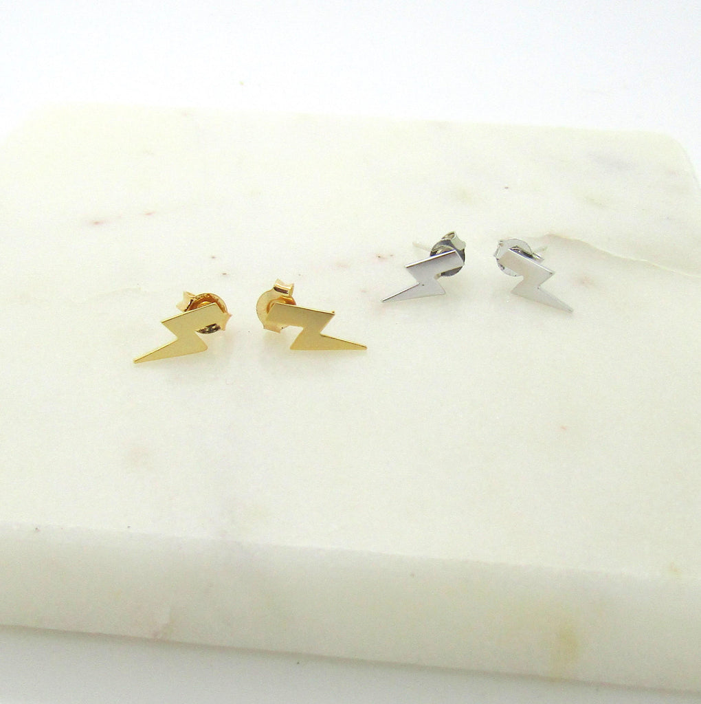 Tiny Thunderbolt Lightning Stud//Sterling Silver or Gold Studs// Tiny Cartilage Stud//Small Minimalist Earrings//Tiny Earrings//Friends Gift