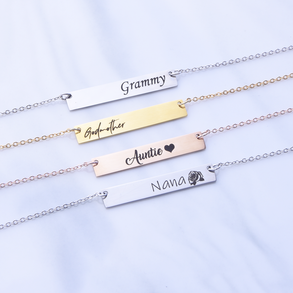 <transcy>Grand-mère tante marraine cadeau nom personnalisé collier</transcy>