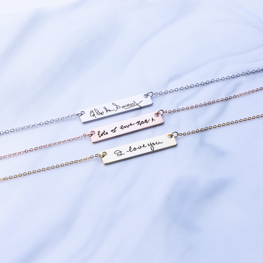 <transcy>Handschrift Bar ketting, Keepsake Gift, gepersonaliseerde ketting, cadeaus voor haar</transcy>