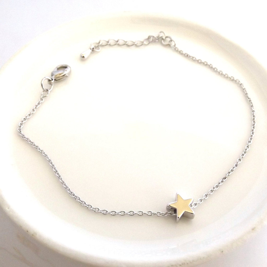 Tiny Star Bracelet-Wedding Jewelry,Bridesmaid Gift-Silver Rose Gold Gold Star Bracelet,Girlfriend Gift