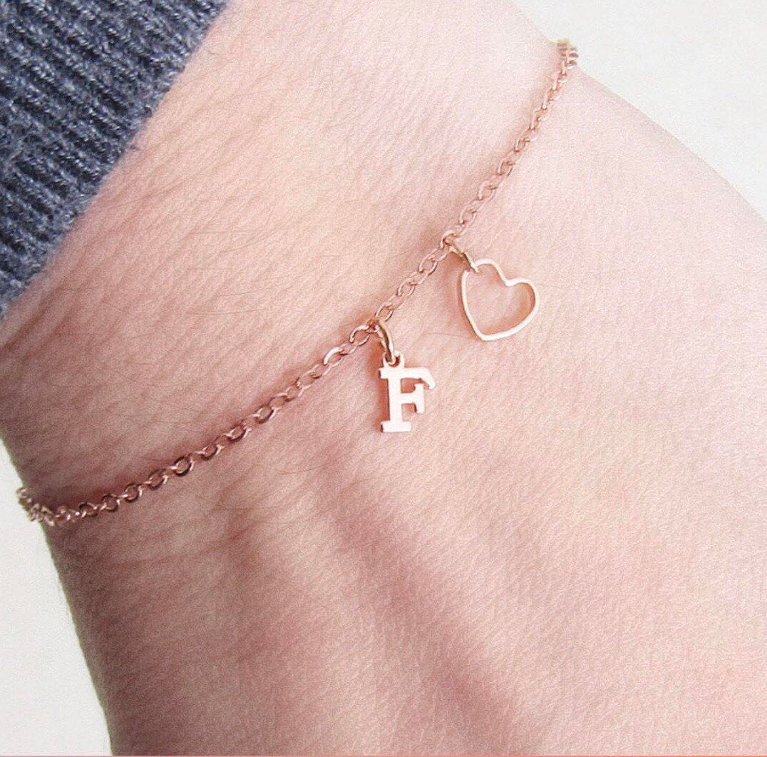 Dainty Initial Bracelet, Letter Cursive Initial Bracelet B / Rose Gold