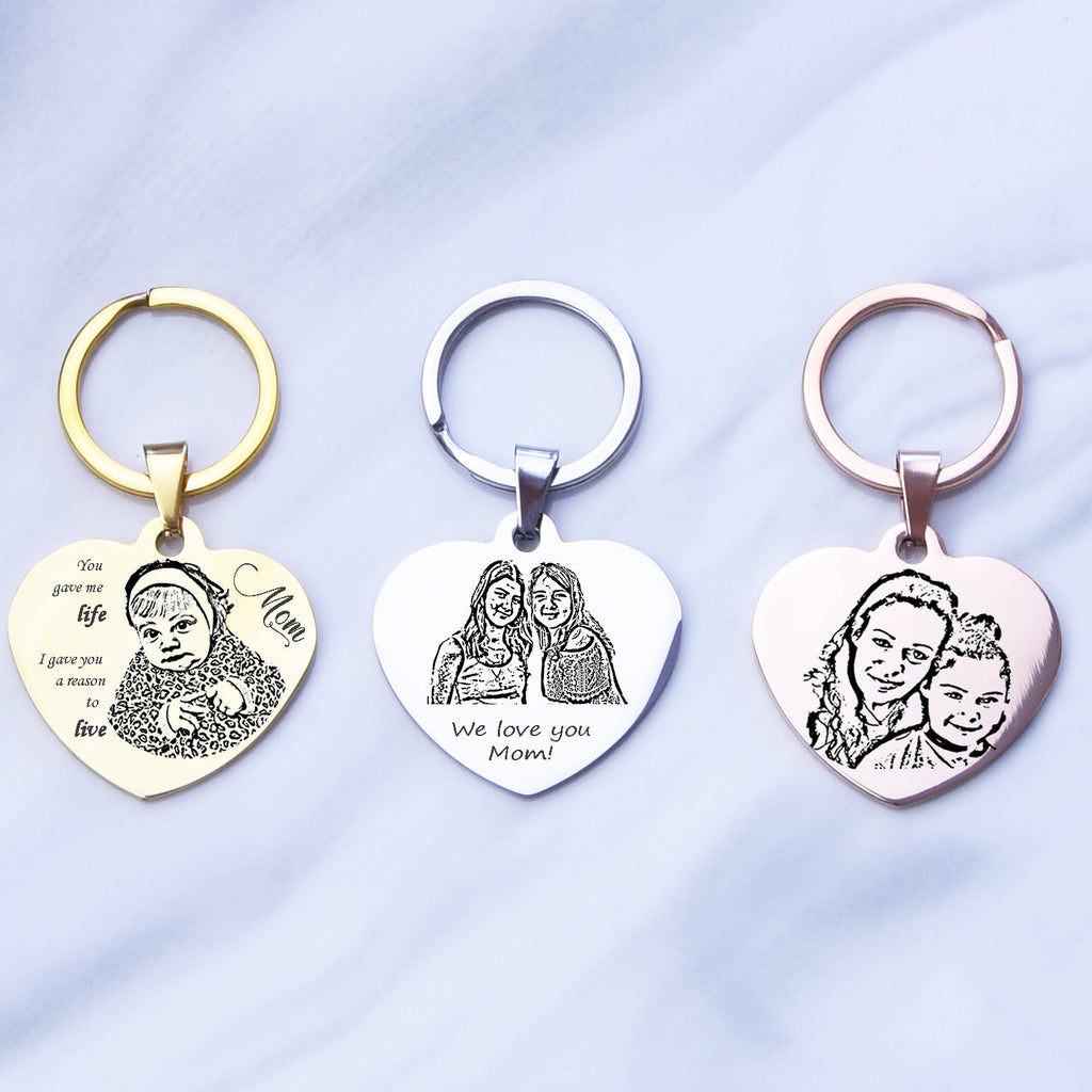 Mother&#39;s Day Gift, Engraved Photo Keyring, Personalised Mom Gift, Heart Keychain, Mothers Keyring, Engraved Portrait Keyring , Gifts for Mom